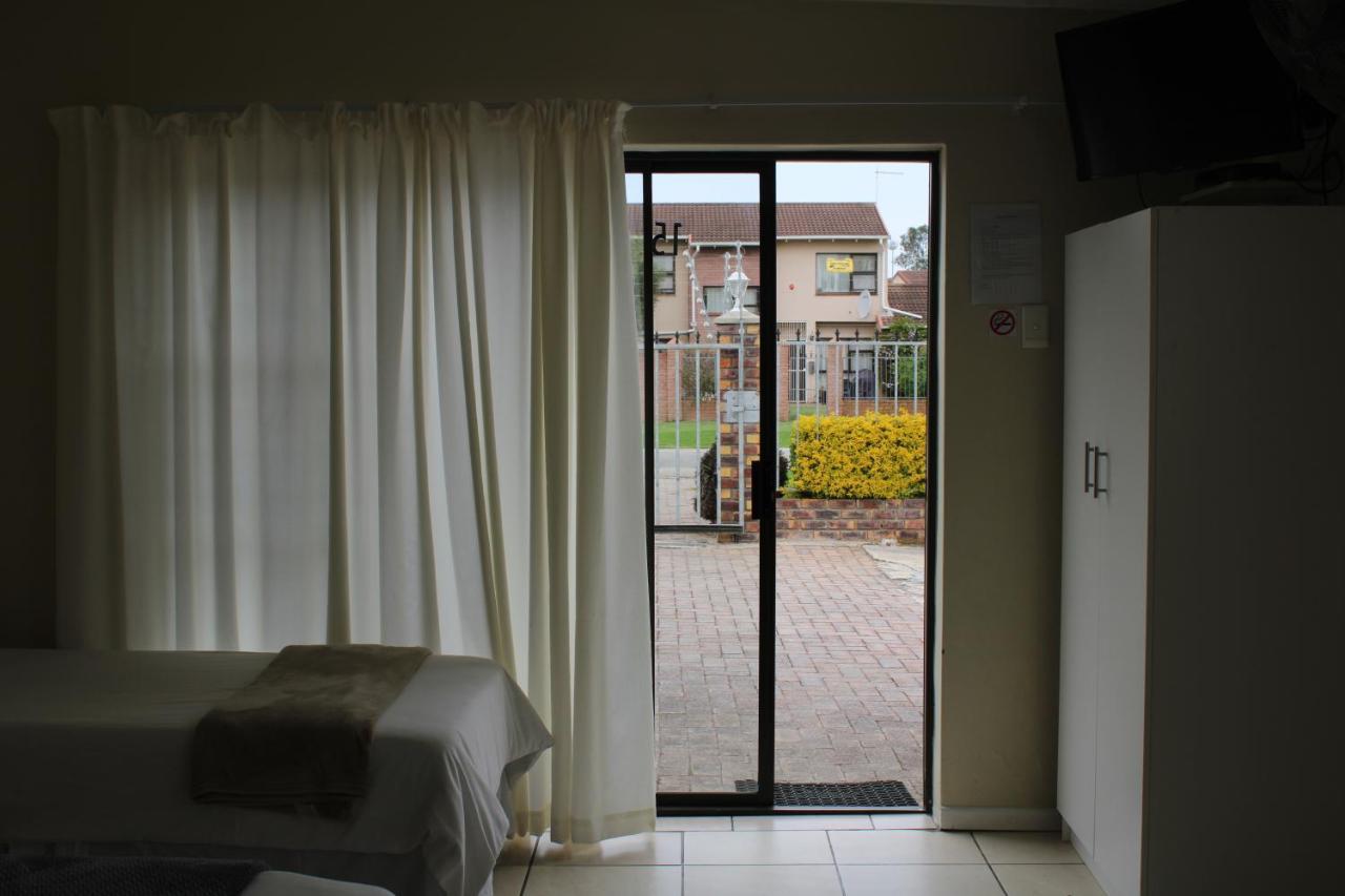 Framesby Guesthouse Port Elizabeth Extérieur photo