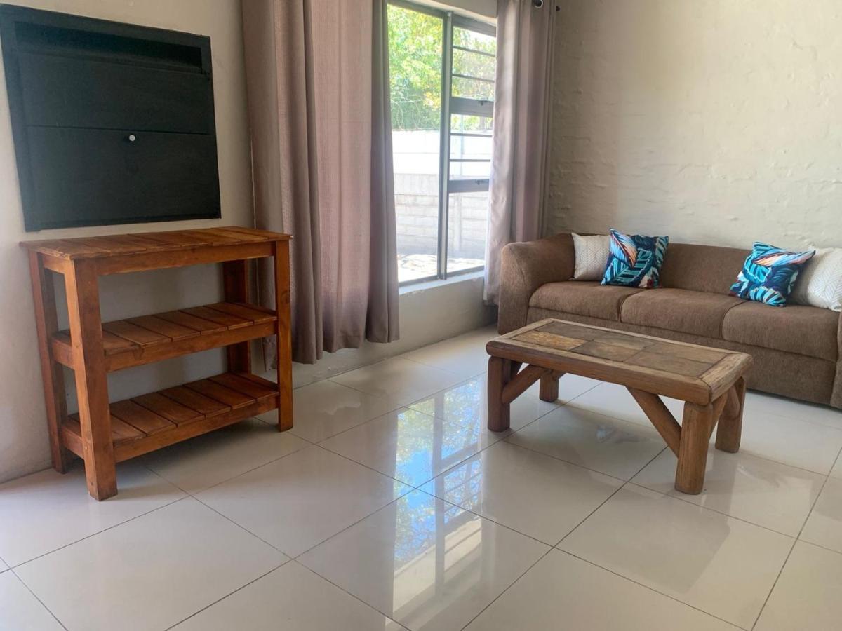 Framesby Guesthouse Port Elizabeth Extérieur photo